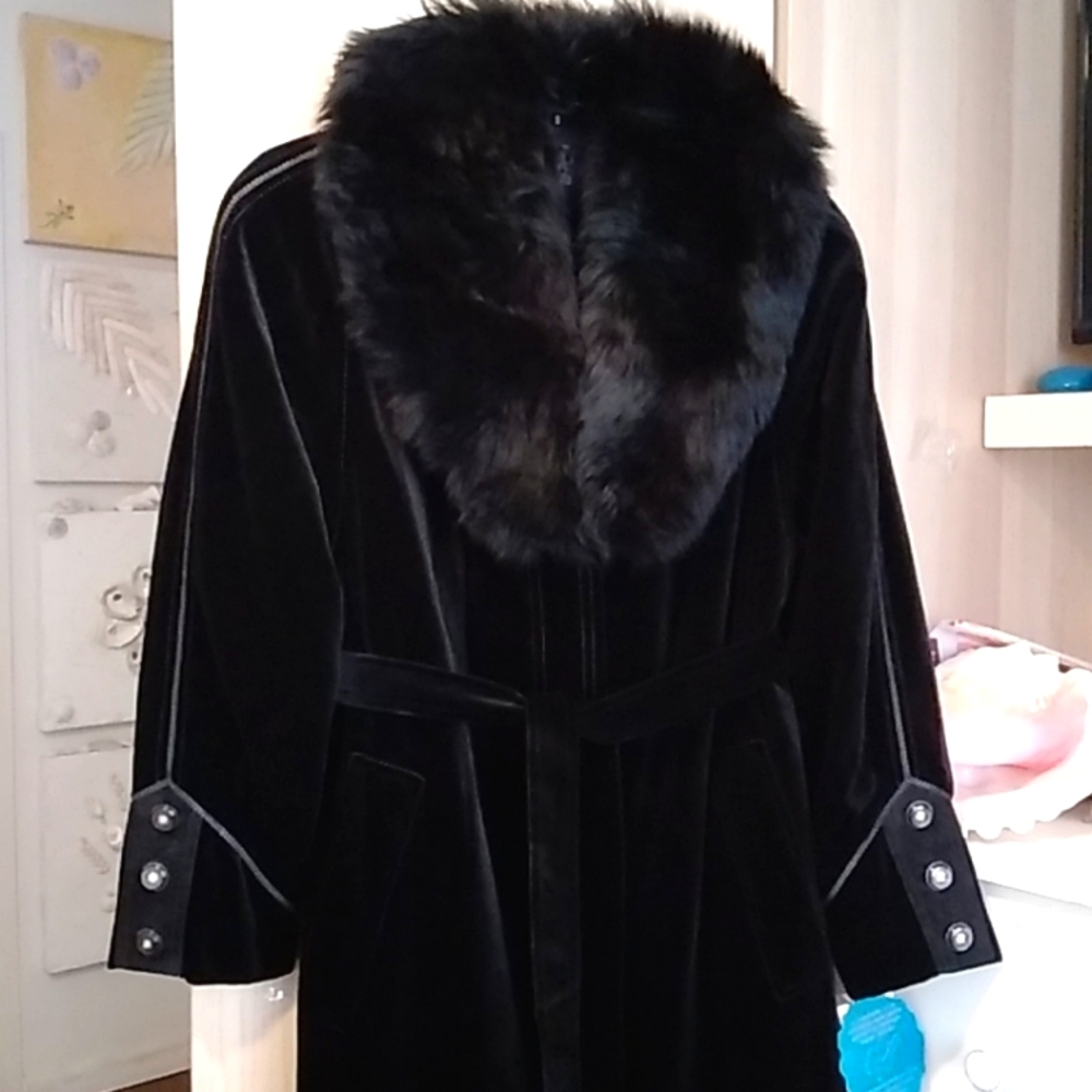 NWT BERGHAUS Ladies winter COAT sz 48/54 (fits like US size XL)